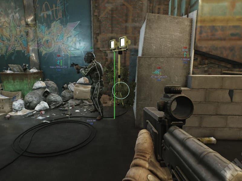 Escape From Tarkov Arena cheat gameplay screenshot 1 — ESP overlay showing players and loot